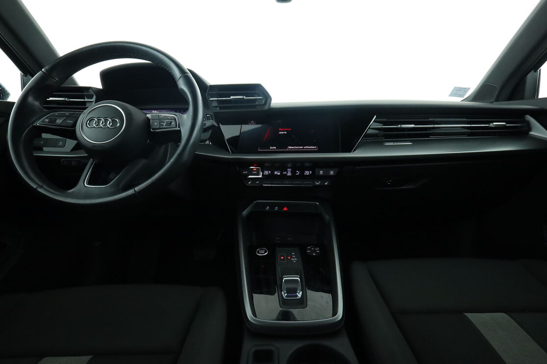 Audi A3 Sportback 35 TDI S Line S Tronic 7 — photo 11