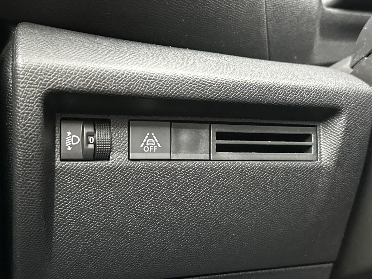 Citroën C4 puretech 130 s&s eat8 feel — photo 16