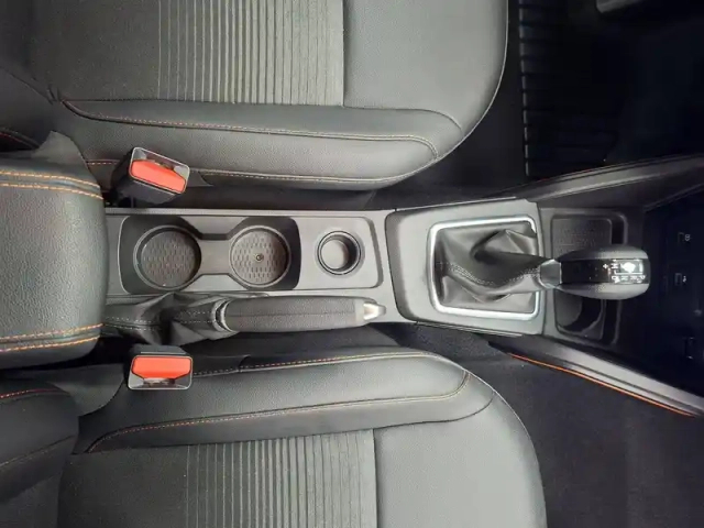 Dacia Duster tce 150 fap 4x2 edc — photo 30