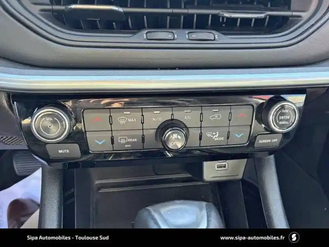 Jeep Compass 1.3 phev t4 190 ch 4xe eawd — photo 21