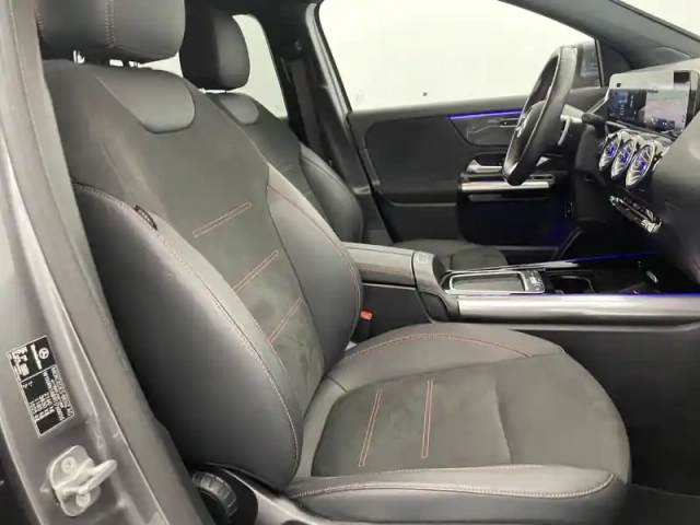 Mercedes Gla 180 d 8g-dct — photo 28