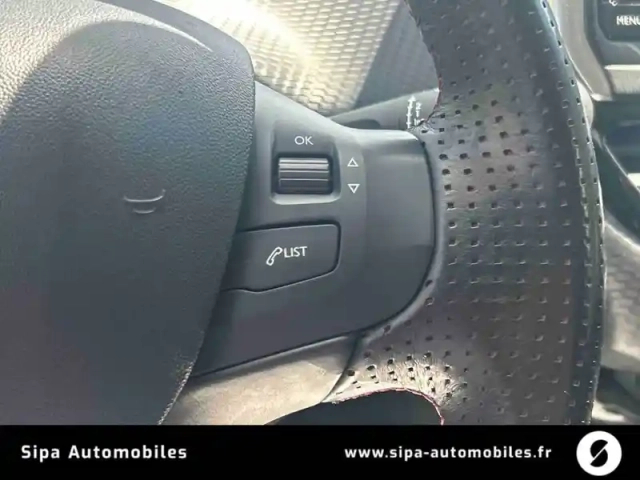 Peugeot 208 puretech 110ch s&amp;s eat6 — photo 19