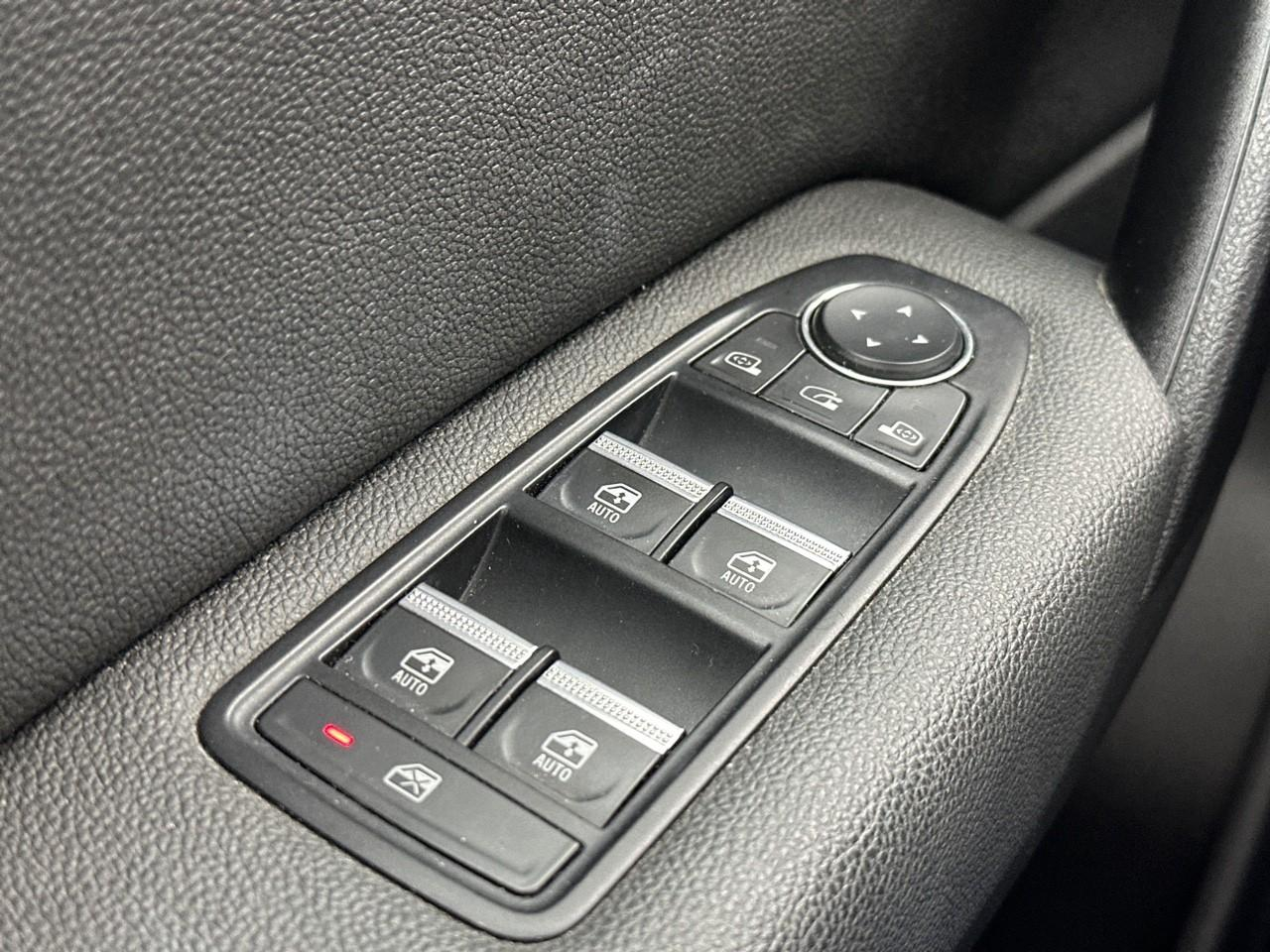 Renault Captur tce 155 edc fap intens — photo 16