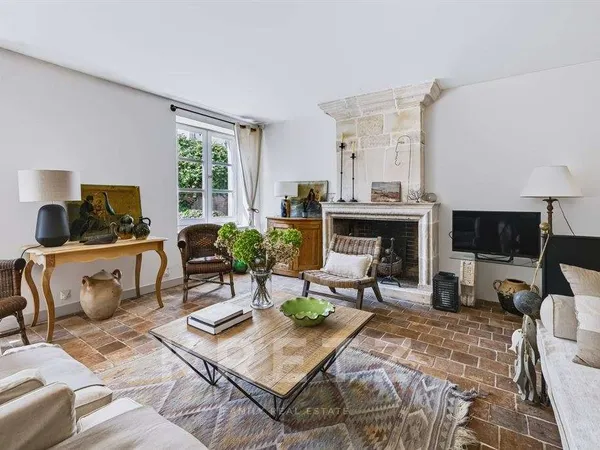 Maison 8 pièces 154 m²