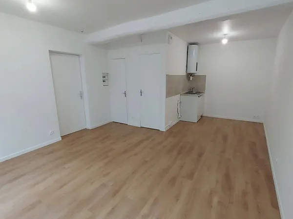 Studio 1 pièce 24 m²