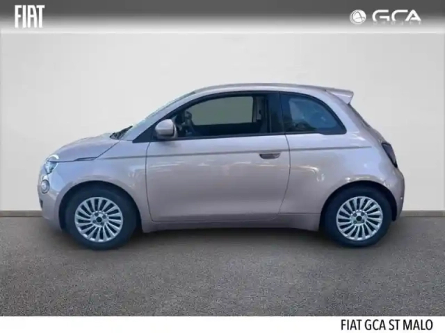 Fiat 500 e 118ch (red) my23 — photo 3