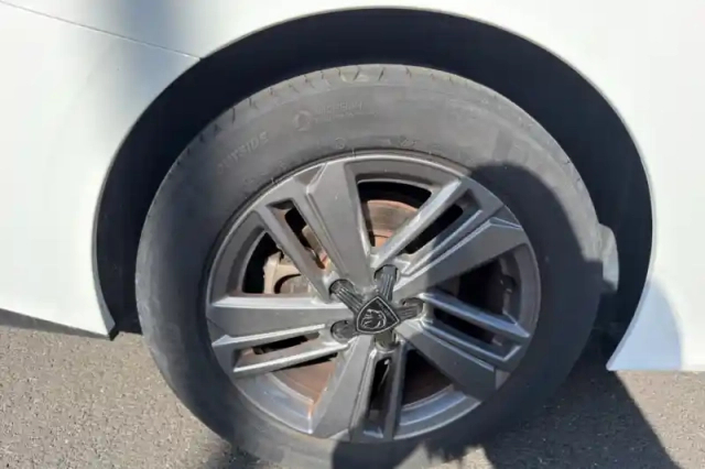 Peugeot 308 sw bluehdi 130ch s&amp;s eat8 — photo 13