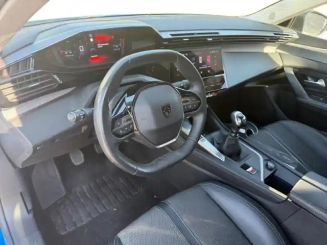 Peugeot 308 1.2 puretech 130ch s&amp;s allure pack — photo 10