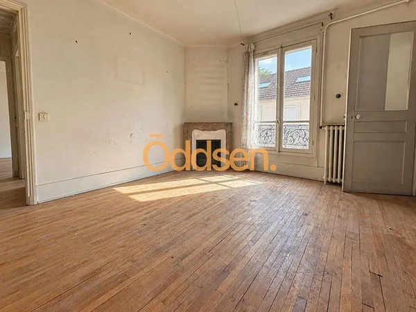 Maison 11 pièces 300 m²