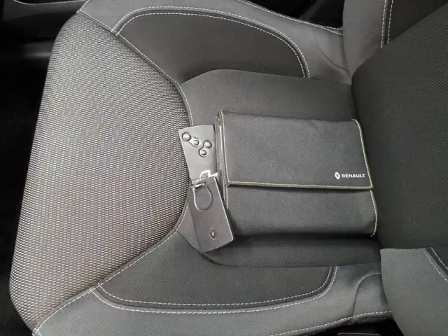 Renault Clio dci 75 e6c — photo 79