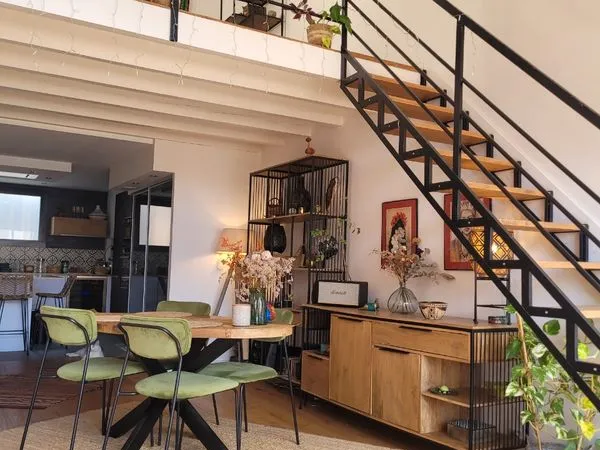 Duplex lumineux mansardé