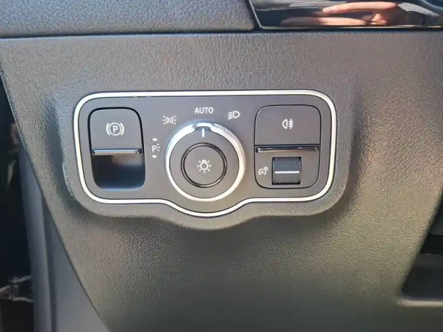 Mercedes Gla 200 d 8g-dct — photo 26