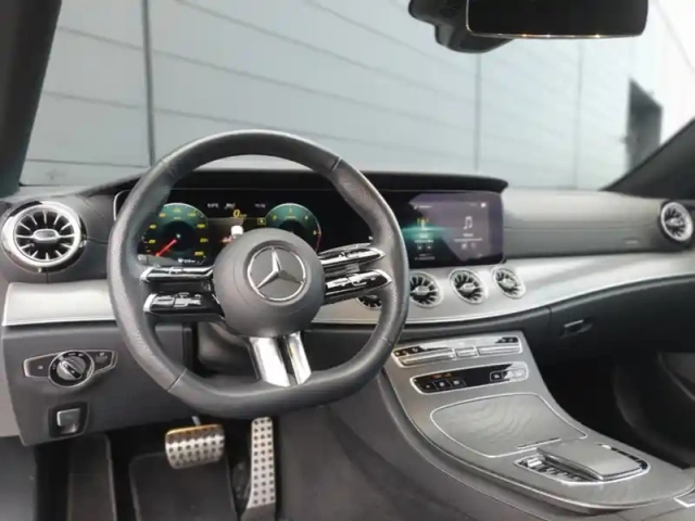 Mercedes Cla sse e 220 d amg line coupé — photo 22