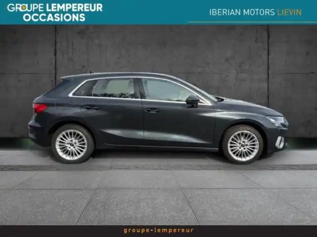 Audi A3 sportback 40 tfsi e 204ch s tronic 6 — photo 5