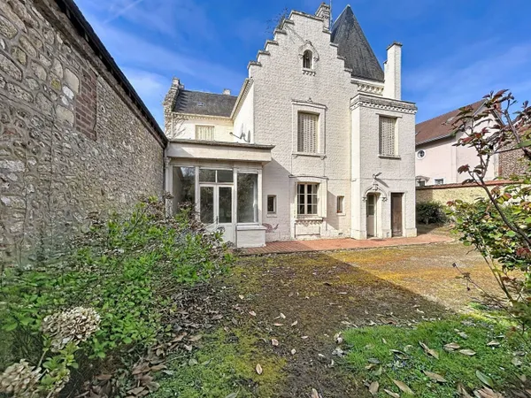 Dans Gisors