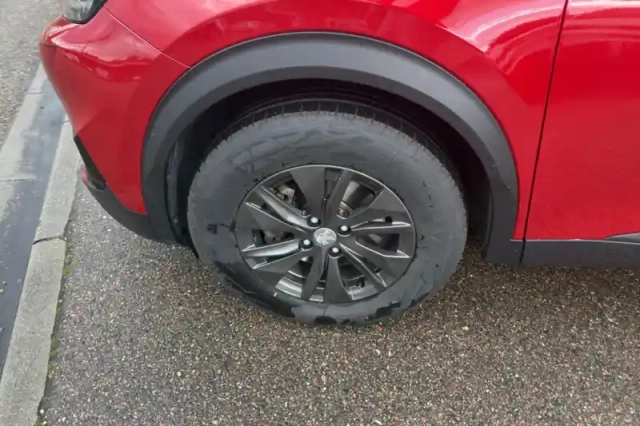 Peugeot 2008 moteur électrique 136 ch — photo 13