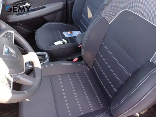 Dacia Sandero tce 90 cvt - 22 — photo 9