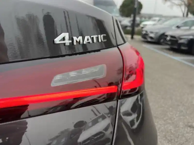 Mercedes Glc 300 e hybrid eq 4matic cou — photo 11