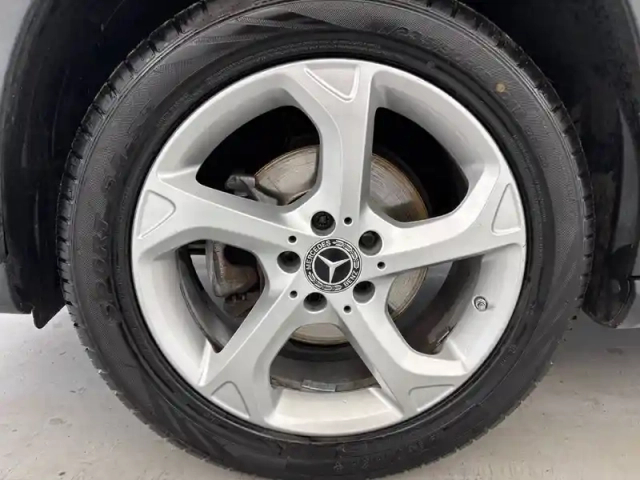Mercedes Gla 180 d — photo 33