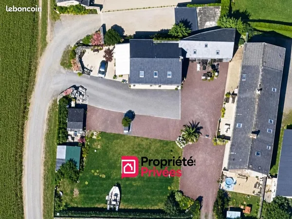 Maison 20 pièces 400 m²