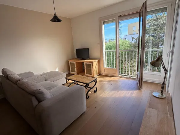 Bel appartement type 2 entièrement meublé et équipé