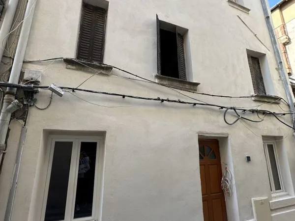 Avignon Intra-Muros ? Immeuble de rapport