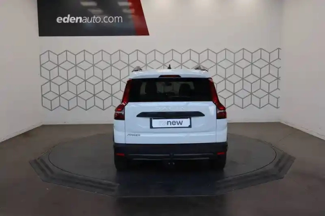 Dacia Jogger eco-g 100 5 places — photo 4