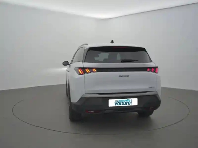 Peugeot 5008 hybrid 136 e-dcs6 — photo 5