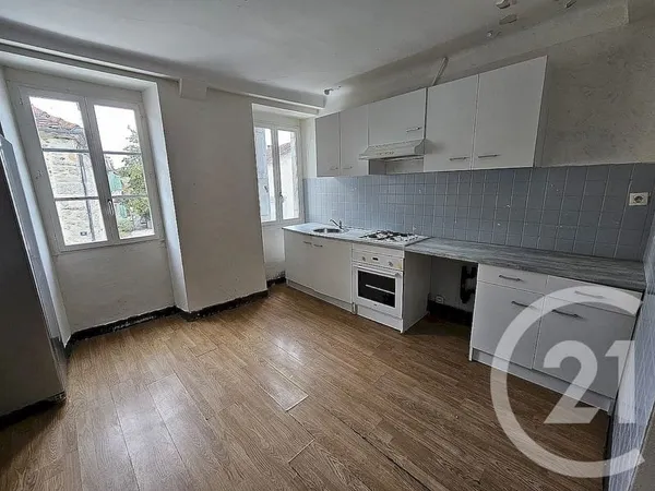 Bâtiment 86 m²