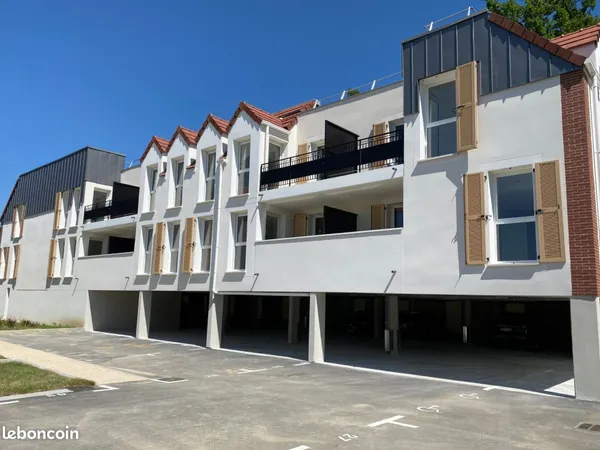 DISPO IMMEDIATE - Très beau F2 récent de 48 m² - Location entre particuliers