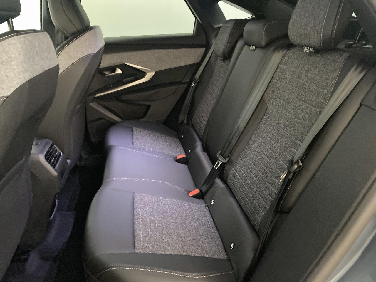 Peugeot 3008 hybrid 145 e-dcs6 allure — photo 10