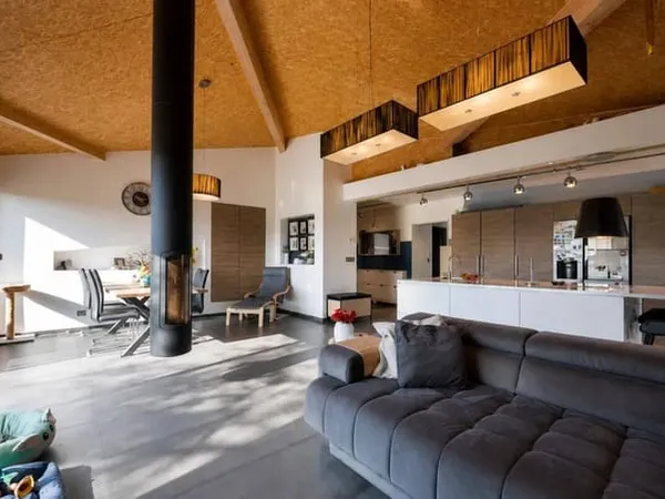 Maison 6 pièces 150 m²