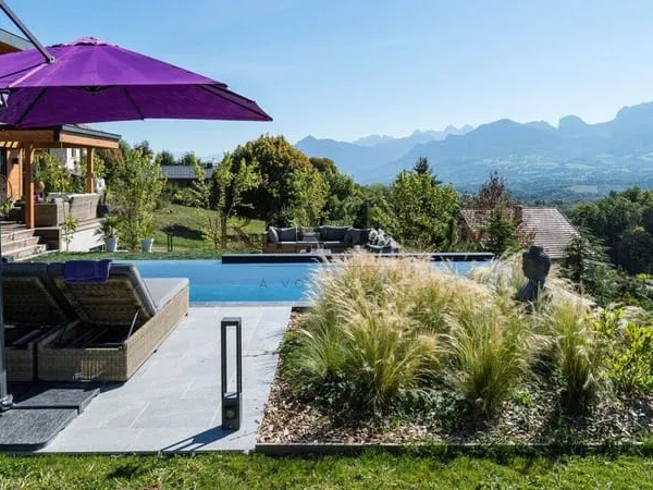 Villa 6 pièces 280 m²