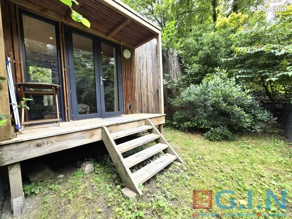 Studio 1 pièce 17 m²