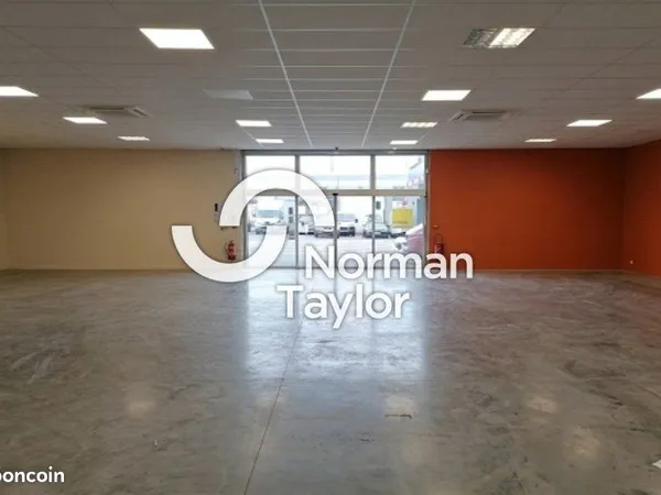Local commercial 260 m² MONTPELLIER