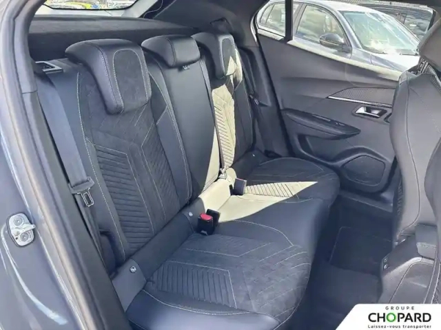 Peugeot 2008 hybrid 145 ch e-dcs6 — photo 20