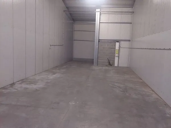 Local stockage ou artisanal