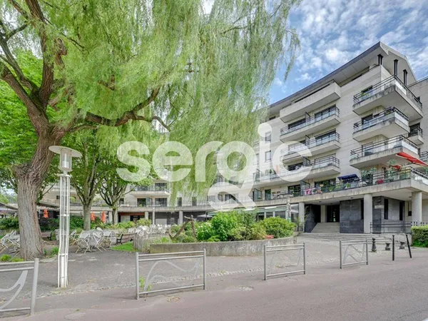 Studio 1 pièce 28 m²