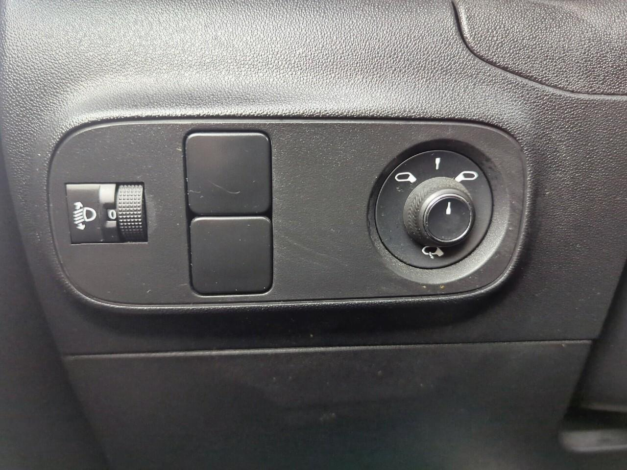 Citroën C3 puretech 83 s&s bvm5 feel pack — photo 20