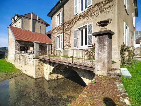 Charmante propriété de caractère à Pays-de-Clerval