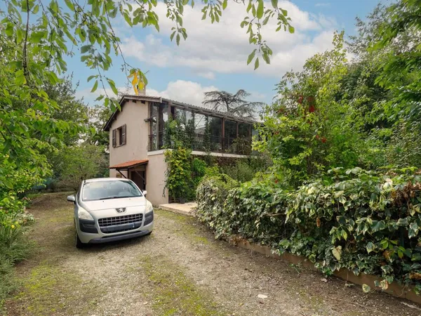 Maison/Villa T6 de 170 m2 à Lentilly 69210