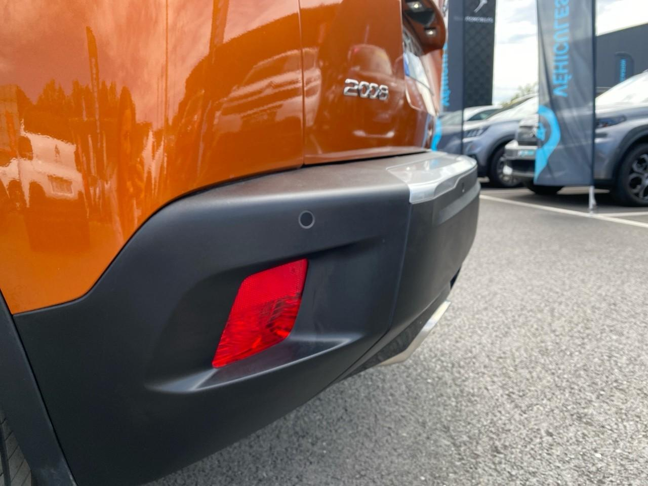 Peugeot 2008 1.2 puretech 130ch s&s allure eat8 — photo 29