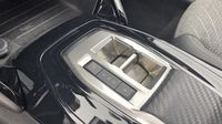 Peugeot 208 e-208 136ch 50 kWh Allure — photo 14