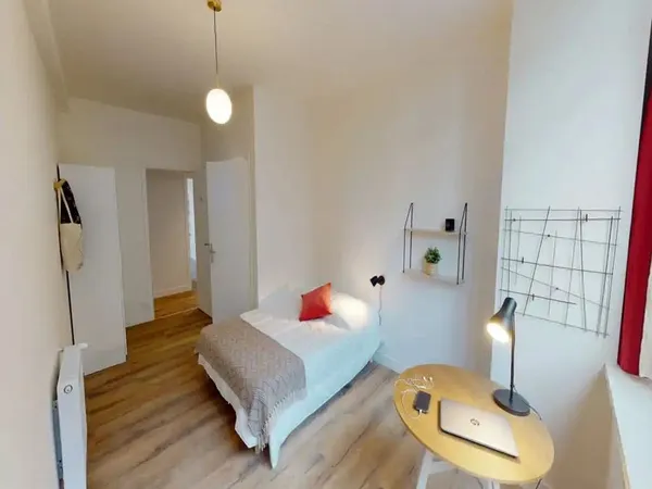 108 Barbusse 104 - Chambre 3 (PRS)