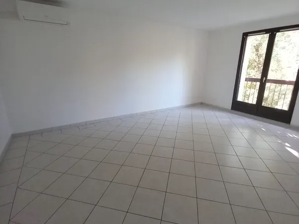 Appartement 4 pièces 79 m²