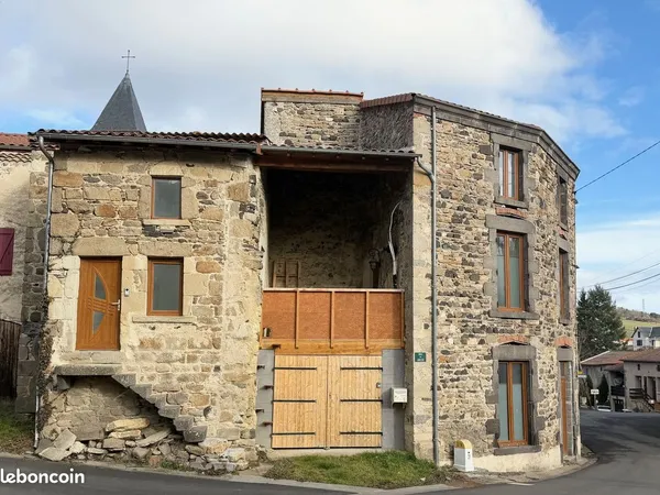 Maison en pierre 240m², terrasse, garage