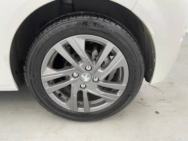 Peugeot 208 bluehdi 100 s&amp;s bvm6 — photo 16