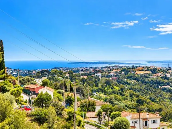 Maison 7 pièces 228 m²