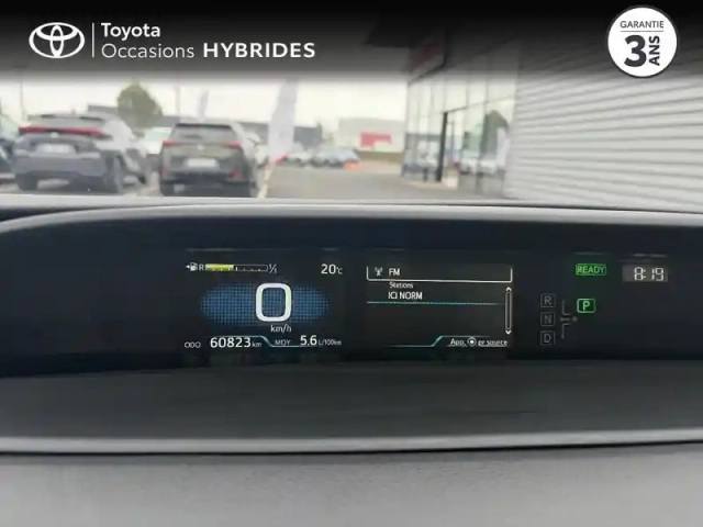 Toyota Prius 122h dynamic pack premium rc19 5cv — photo 14