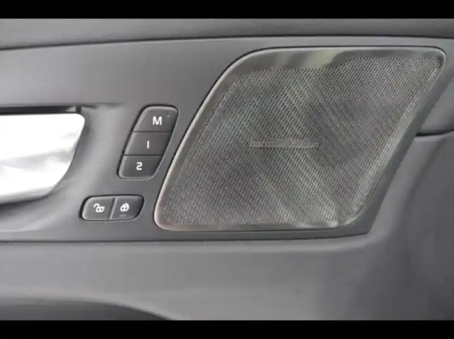 Volvo Xc60 t8 awd recharge 310 + 145ch ultimate style chrome geartronic — photo 8